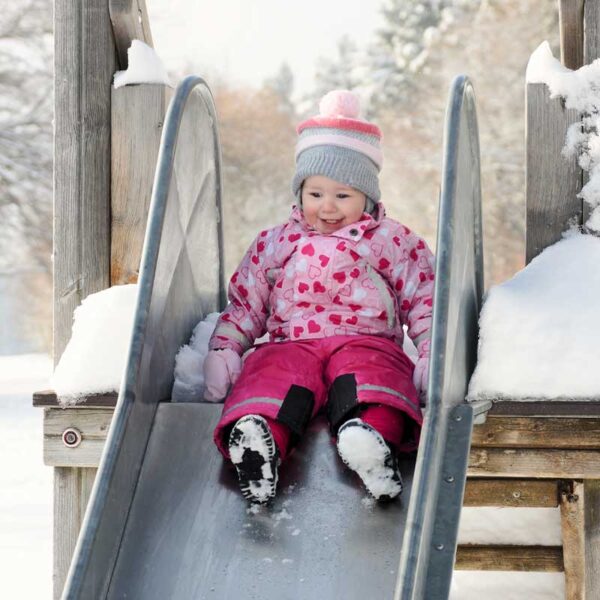 Baby- und Kinder-Schneehosen in vier Farben