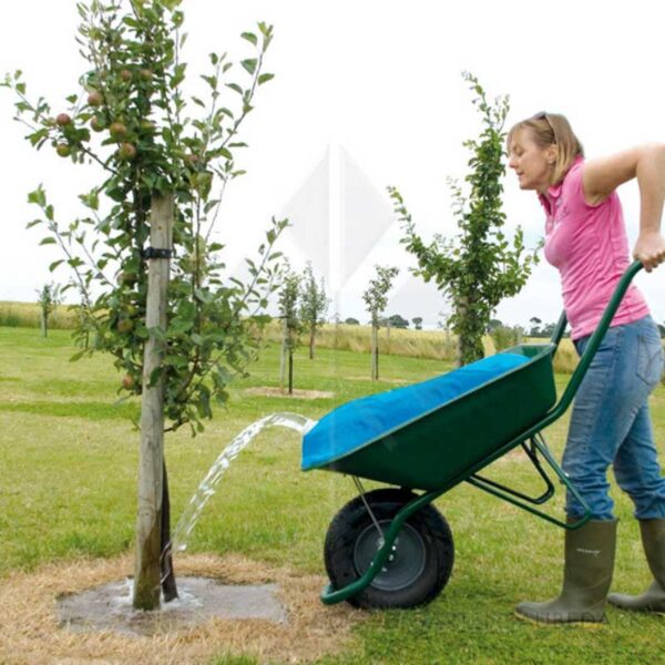 Schubkarren-Wassersack 80l - Alternative zum Gartenschlauch